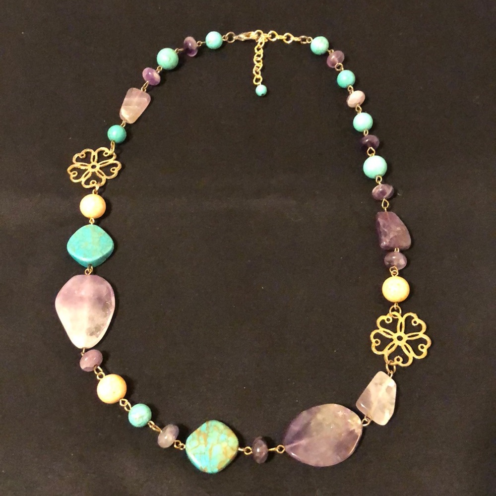 Beaded/stone necklace